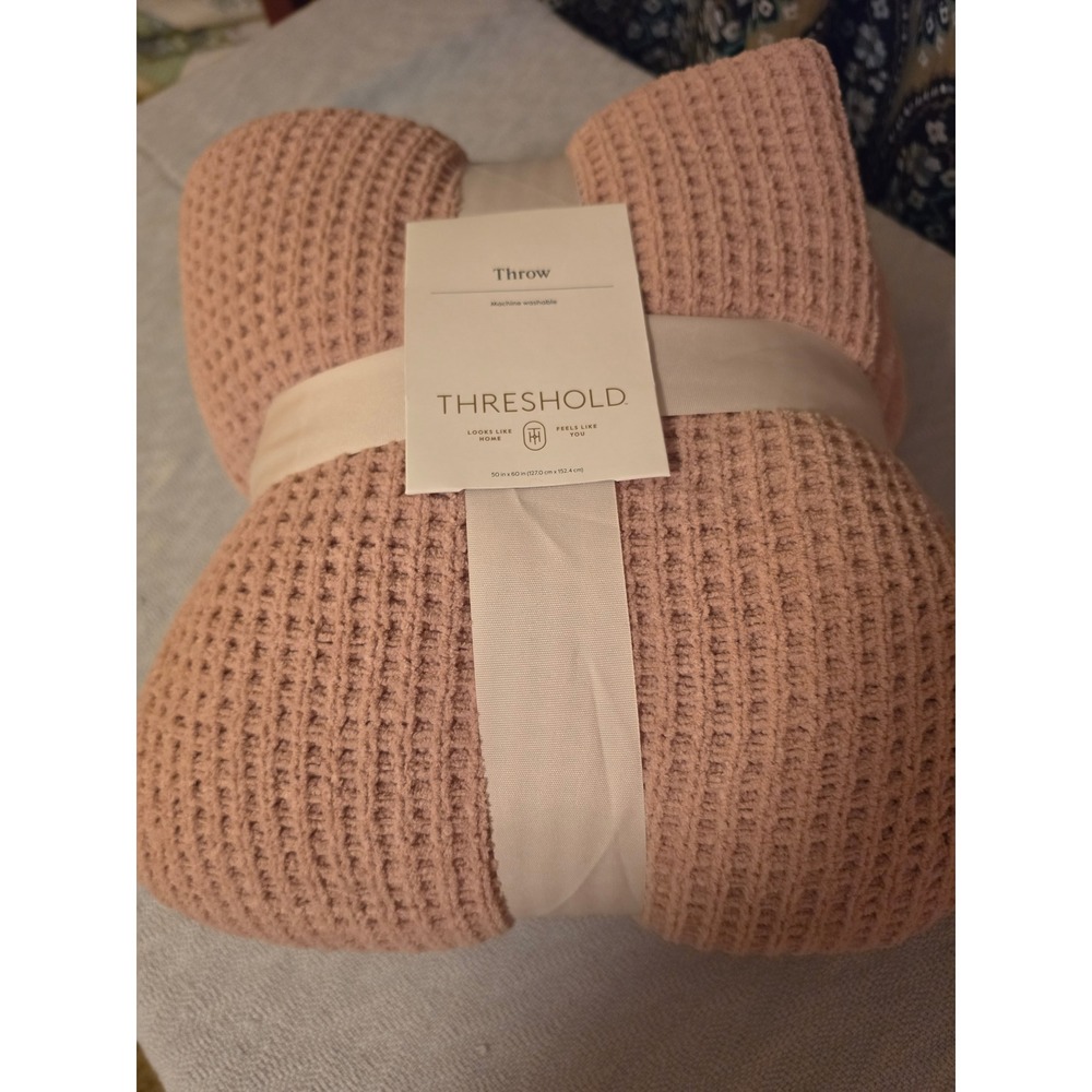Threshold Chenille Knit Throw Blanket 50x60 Dusty Rose Pink Waffle Textured New